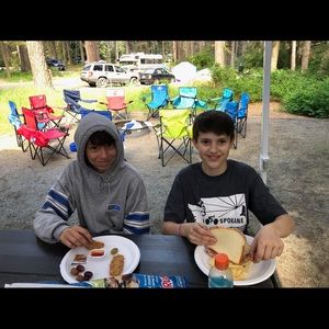 Meet your Posher, Dillan